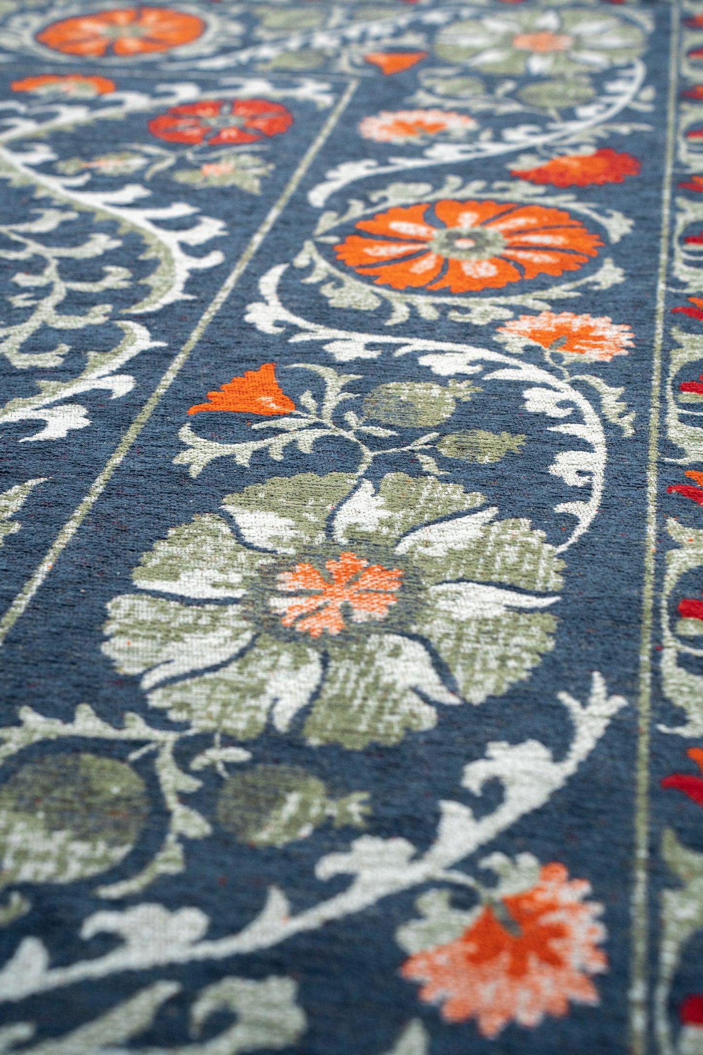 Louis De Poortere, Nordic 9730 - Suzani Collection